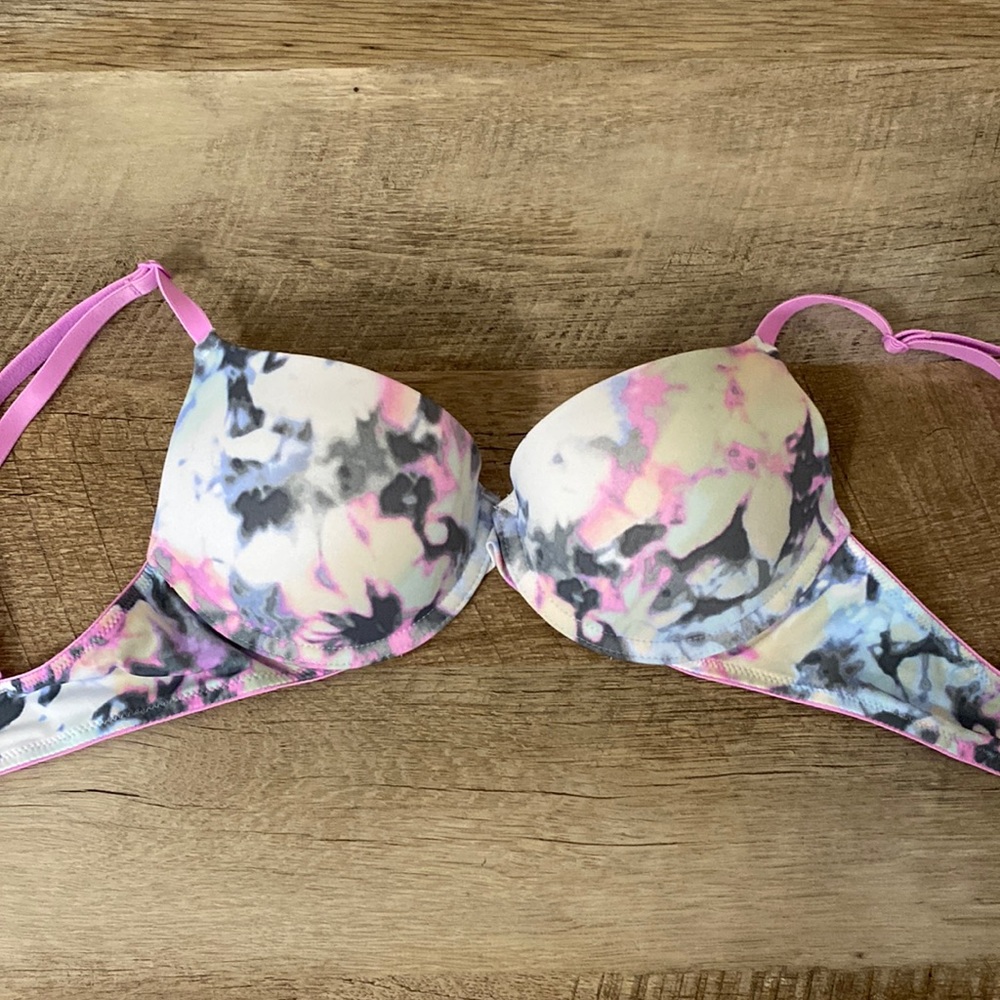 Victoria’s Secret PINK Bra